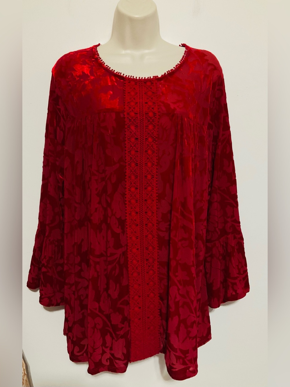 Women’s cherry red tunic top by John Paul Richard’s size XL. Long bell sleeve.